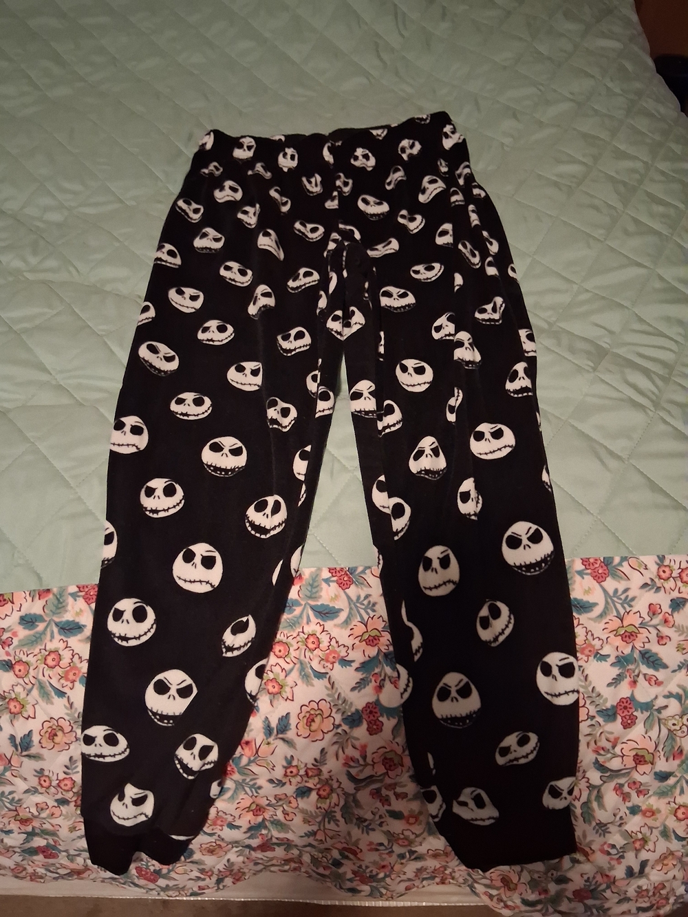 Disney White Long-Sleeve Tee with Black Skull Pattern - Picture 3 of 4